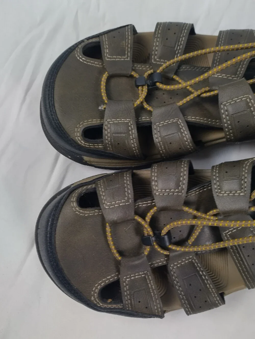Ozark Trail Fisherman Men's Size 7 Sandal Closed Toe Bungee Lace Leather Outdoor